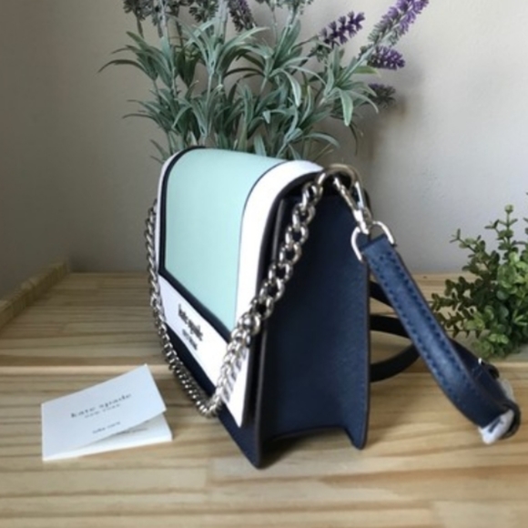 🌈🎀☆SOLD ON MERCARI FOR 179$☆🎀🥳 - Picture 4 of 11